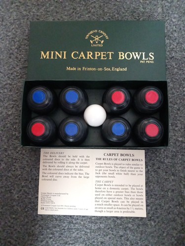Vintage 1991 mini - carpet, bowls