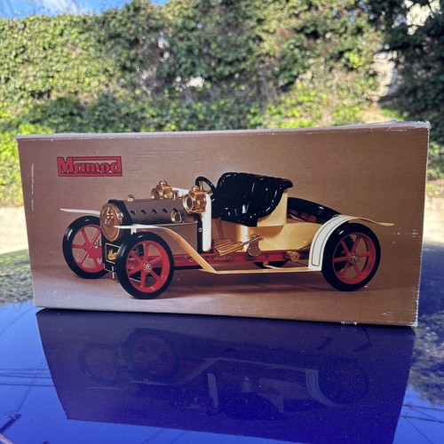 Mamod steam engine roadster