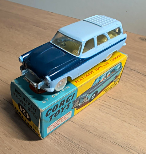 Corgi toys 424 - 424, ford
