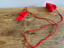 ROGER BLACK GOLD SAFETY KEY -