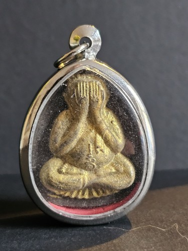 Antique thai buddhist amulet - thai,