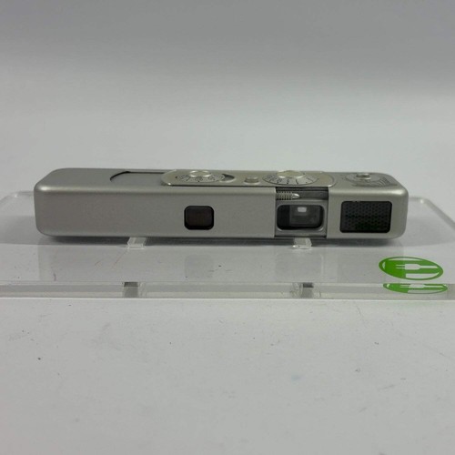 Broken minox subminiature - b,