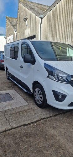 Vauxhall vivaro professional - vivaro,