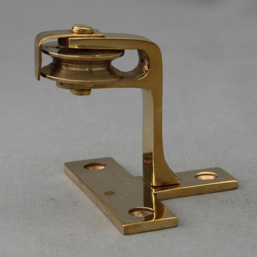 Brass directional pulley - brass,