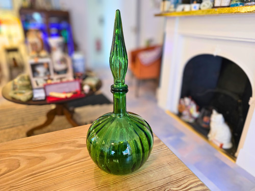 Vintage green glass onion - green,