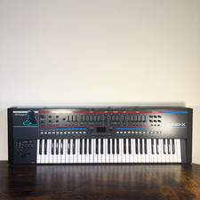 Roland Juno-X Synthesizer –