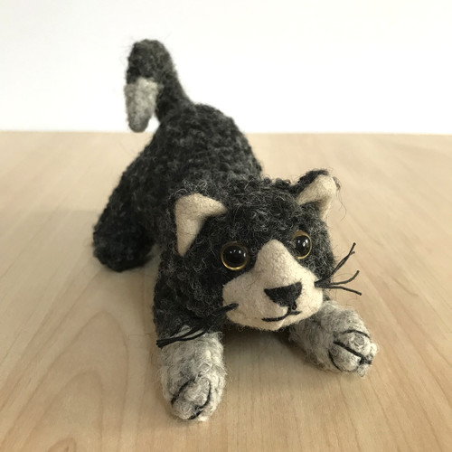 Dora designs cat paperweight - cat,