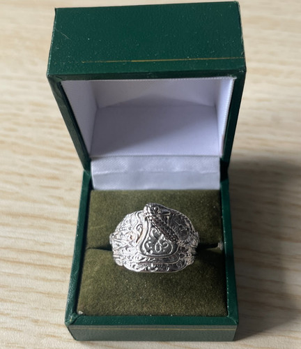 Silver gents size saddle - size, ring