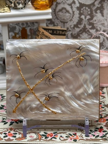 Vintage marbled lucite spider - lucite,