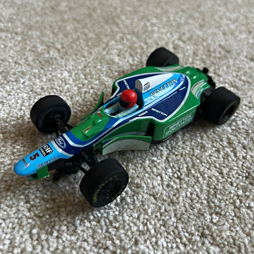Scalextric benetton - scalextric,