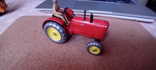 Dinky toys massey harris - toys,