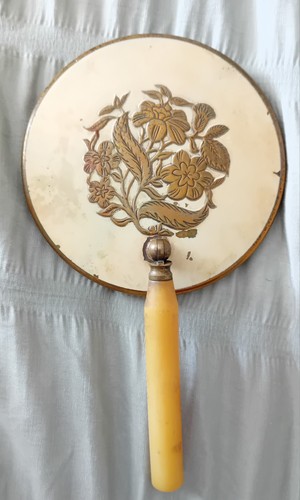 Vintage compact mirror - compact,