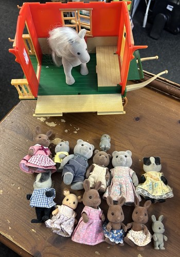 Vintage sylvanian families - sylvanian,