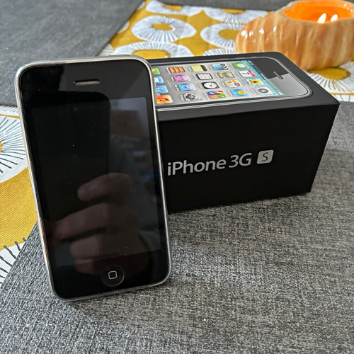 Apple iphone 3gs 8gb black - apple,