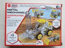 A to Z BUILD & PLAY METAL