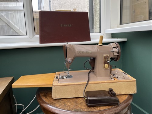 Singer sewing machine - sewing,