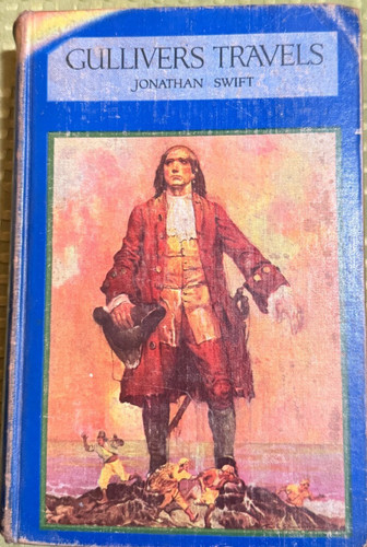 Antique gullivers travels book - gullivers,