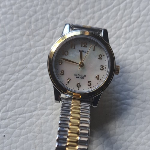 Timex classic essex avenue - classic,