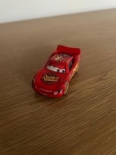 Disney Pixar Cars: "Dirt Track" Lightning McQueen