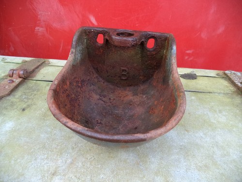Galvanized cattle drinker - galvanized,