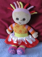 PRE-LOVED 2007 IN THE NIGHT GARDEN UPSY DAISY CLOTH PLUSH DOLL WITH CLOSING EYES