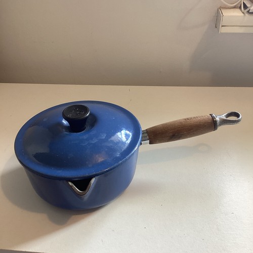 Creuset blue size cast - le,