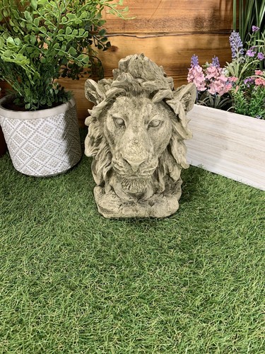 Stone garden detailed lion - detailed,