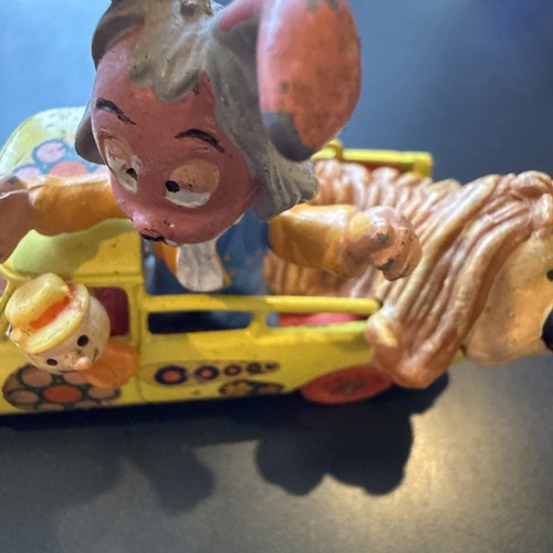 Corgi magic roundabout - corgi,