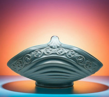 GOVANCROFT POTTERY Thistle Art