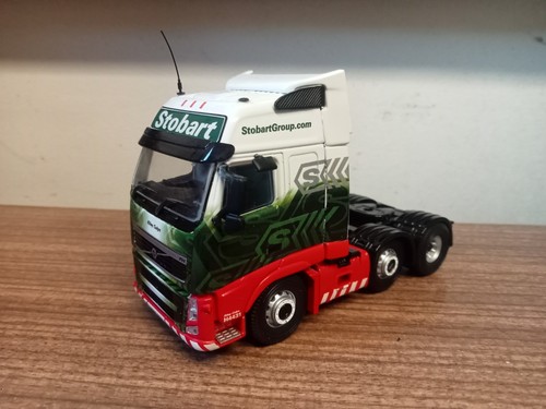 Corgi modern truck heavy - modern,