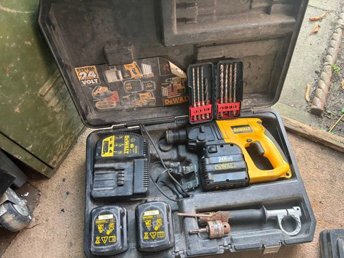 Dewalt dw004 cordless 24v sds - 24v,