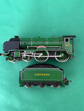 Hornby (OO) R583 SR Schools