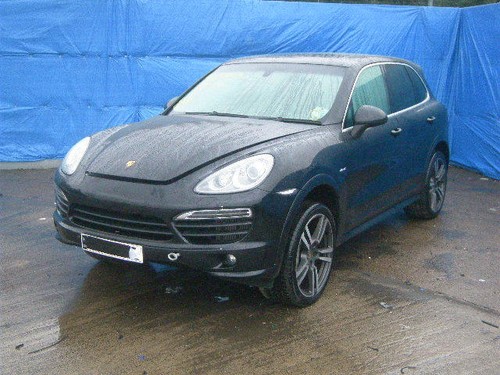 Porsche cayenne 958 s - porsche,