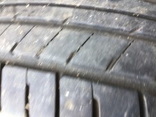 wheel and tyre for a Nissan