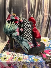 Irregular Choice Size 5