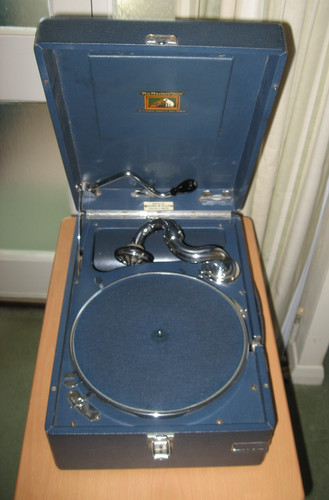 Hmv 102 gramophone - , portable