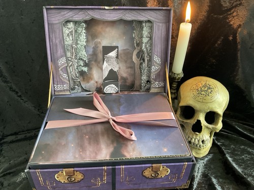 The new chapter - chapter, tarot