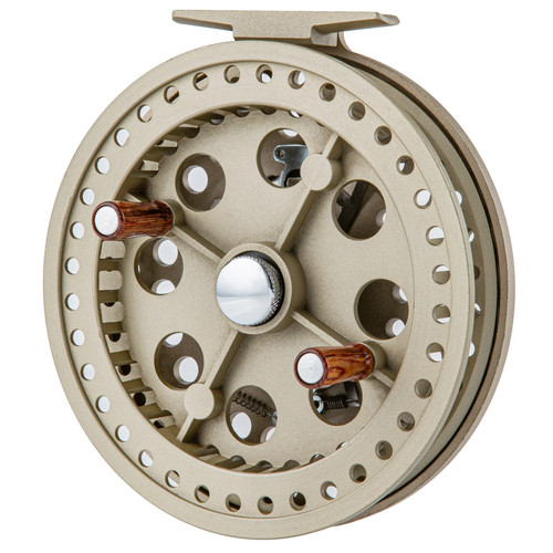 Centre pin fishing - centre,