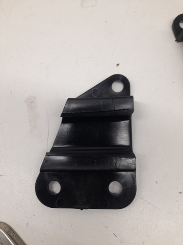 Rear bumper bracket left side - bracket,