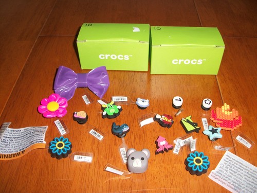 Boxes lot 16 crocs - 2,