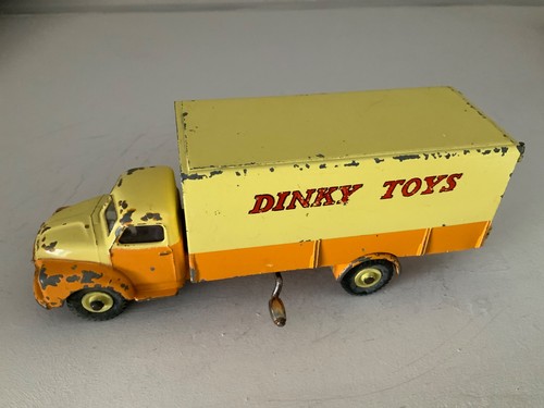 Dinky toys 930 bedford - dinky,