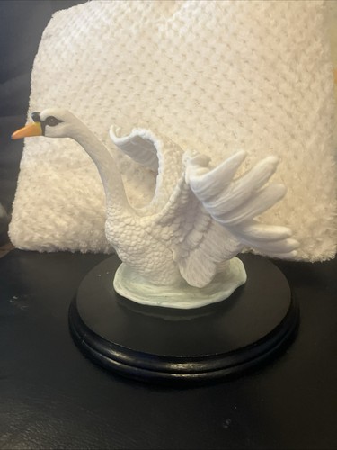 Swan flight ornament - swan,