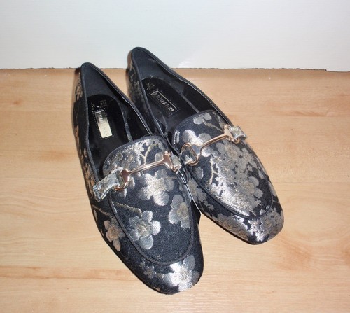 Bnwt primark womens - primark, embroided