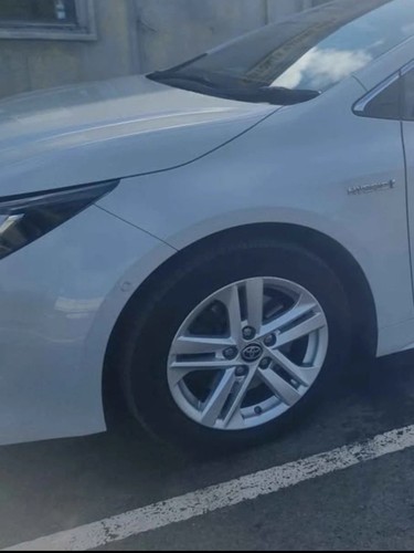 Toyota corolla hybrid 5dr - ,