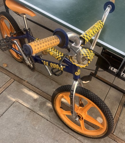 Bmx racing retro - bmx, looptail