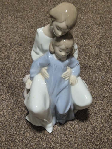 Nao mother and child a - and, child,