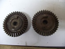 British Seagull outboard motor  2 x 70/80/90/170 crown wheel. Used. GBX 10 029