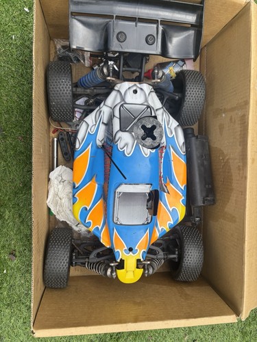 Nitro rc car - 1/8,