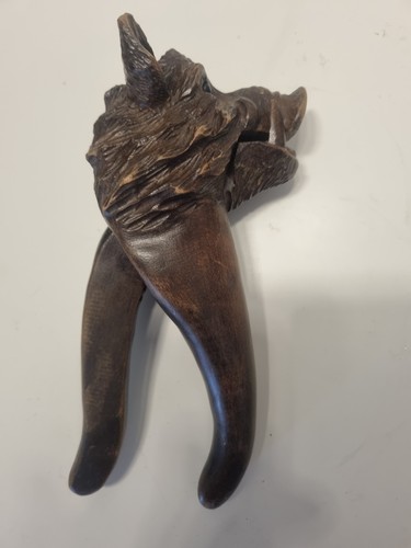 Antique black forest carved - black,