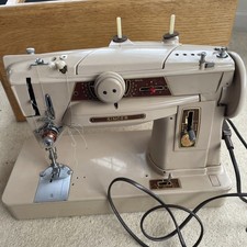 Vintage Singer Electric Sewing Machine 401G 13 Slant O Matic 1961/64 Working